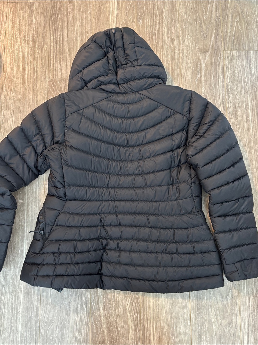 Arc'teryx Cerium LT Black Women's Hooded Down Puffer Jacket - Picture 6 of 7